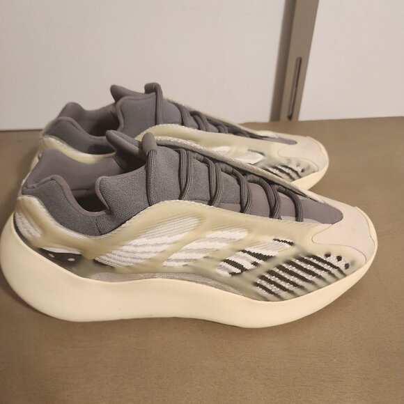 Authentic Adidas Yeezys - Picture 2 of 6